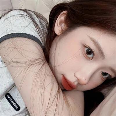 明天、我会成为谁的女友